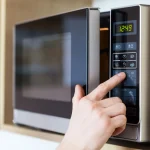 دلایل روشن نشدن مایکروویو