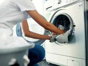دلایل تمیز نشستن لباسشویی